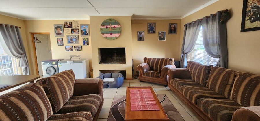 2 Bedroom Property for Sale in Swellendam Western Cape